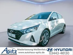Weiß Gebraucht 2023 Hyundai i20 Select Kleinwagen | 20.990 € (Fairer Preis)