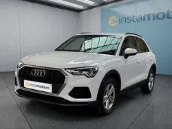 Weiß Gebraucht 2021 Audi Q3 SUV | 26.649 € (Guter Preis)
