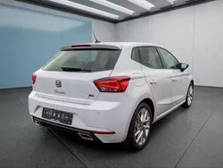 Weiß Neu 2025 Seat Ibiza FR Kleinwagen | 23.449 € (Guter Preis)
