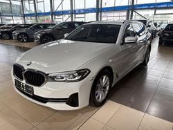 Weiß Gebraucht 2021 BMW 520 Kombi | 22.970 € (Superpreis)