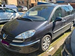Schwarz Gebraucht 2009 Peugeot 807 Van / Kleinbus | 900 €