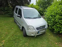 Silber Gebraucht 2003 Suzuki Wagon R Kleinwagen | 700 €
