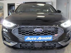 Schwarz Neu 2025 Ford Focus ST Limousine | 44.990 € (Teuer)