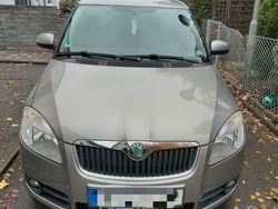 Beige Gebraucht 2009 Skoda Fabia Ambiente Limousine | 2.400 € (Fairer Preis)