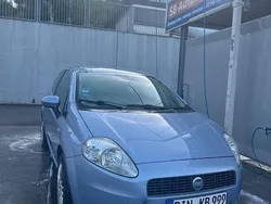 Blau Gebraucht 2007 Fiat Punto Kleinwagen | 1.800 € (Fairer Preis)