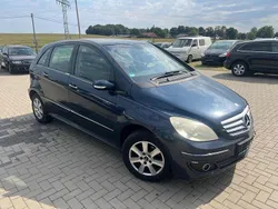 Blau Gebraucht 2005 Mercedes B170 Van / Kleinbus | 1.300 € (Guter Preis)