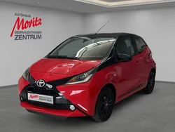 Rot Gebraucht 2017 Toyota Aygo X-cite Kleinwagen | 9.980 € (Fairer Preis)