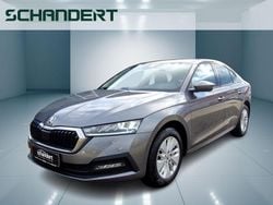 Graphitegrau metallic Gebraucht 2023 Skoda Octavia Ambition Limousine | 23.450 € (Guter Preis)