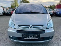 Gold Gebraucht 2004 Citroën C4 Van / Kleinbus | 230 €