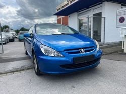 Blau recife/metalliclackierun Gebraucht 2005 Peugeot 307 CC Cabrio | 2.700 € (Fairer Preis)