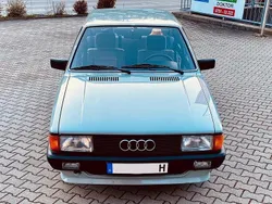 Grün Gebraucht 1985 Audi 80 Basis Limousine | 8.850 €