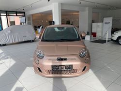 Gold Gebraucht 2023 Fiat 500e Kleinwagen | 19.900 € (Superpreis)