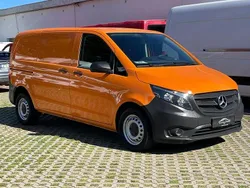 Orange Gebraucht 2016 Mercedes Vito Van / Kleinbus | 14.850 € (Guter Preis)