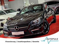 Obsidianschwarz metallic (metallic) Gebraucht 2015 Mercedes SLK55 AMG AMG Cabrio | 57.980 €