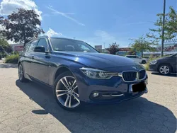 Blau Gebraucht 2015 BMW 320 Sport Line Kombi | 14.600 € (Fairer Preis)