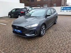 Gebraucht 2022 Ford Focus ST-Line Limousine | 23.990 € (Etwas zu teuer)