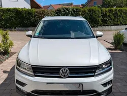 Weiß Gebraucht 2018 VW Tiguan Highline SUV | 23.999 € (Fairer Preis)