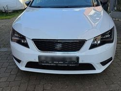 Weiß Gebraucht 2015 Seat Leon CONNECT Limousine | 9.000 € (Guter Preis)