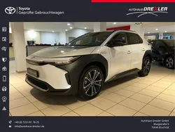 Weiß Gebraucht 2023 Toyota bZ4X Basis SUV | 34.490 € (Fairer Preis)