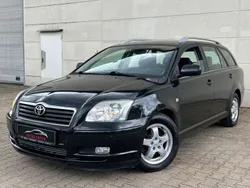 Schwarz Gebraucht 2005 Toyota Avensis Executive Kombi | 2.900 € (Fairer Preis)