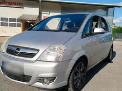 Silber Gebraucht 2008 Opel Meriva Van / Kleinbus | 3.599 €