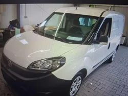 Weiss Gebraucht 2021 Fiat Doblò Van / Kleinbus | 9.950 € (Superpreis)
