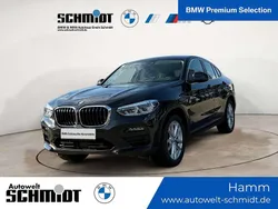 Black sapphire metallic Gebraucht 2020 BMW X4 Advantage SUV | 36.889 € (Fairer Preis)