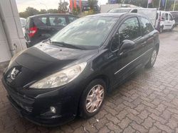 Schwarz Gebraucht 2012 Peugeot 207 Tendance Kleinwagen | 2.690 € (Fairer Preis)