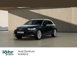 Mythosschwarz metallic Neu 2025 Audi A3 Sportback e-tron Advanced Limousine | 45.480 € (Fairer Preis)