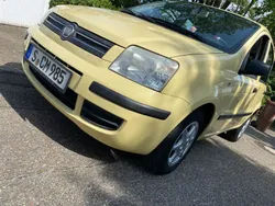 Gelb Gebraucht 2009 Fiat Panda Kleinwagen | 1.990 €