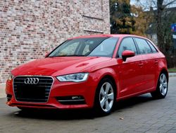 Rot Gebraucht 2016 Audi A3 Ambiente Limousine | 7.950 € (Guter Preis)