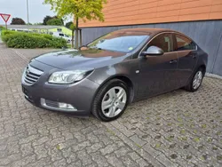 Grau Gebraucht 2009 Opel Insignia Edition Limousine | 6.490 € (Fairer Preis)