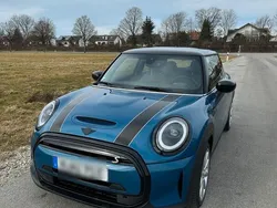 Blau Gebraucht 2023 Mini Cooper SE Kleinwagen | 20.950 € (Fairer Preis)