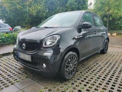 Schwarz Gebraucht 2015 Smart ForFour Passion Limousine | 6.900 € (Fairer Preis)