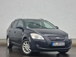 Schwarz Gebraucht 2009 Kia Ceed 2 Kombi | 3.450 €