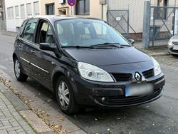 Schwarz Gebraucht 2007 Renault Mégane II Limousine | 2.800 € (Etwas zu teuer)