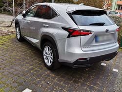 Silber Gebraucht 2016 Lexus NX300h SUV | 24.000 € (Fairer Preis)