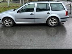 Grau Gebraucht 2004 VW Golf IV Kombi | 650 € (Guter Preis)