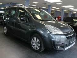 Grau Gebraucht 2016 Citroën Berlingo Van / Kleinbus | 9.980 € (Fairer Preis)