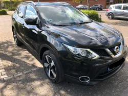 Schwarz Gebraucht 2016 Nissan Qashqai SUV | 9.400 € (Superpreis)