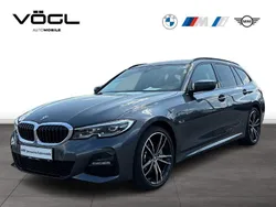 Grau Gebraucht 2022 BMW 330e M Sport Kombi | 34.470 € (Fairer Preis)