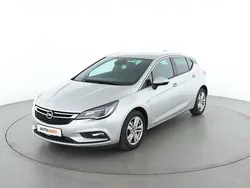 Silber Gebraucht 2016 Opel Astra Dynamic Limousine | 12.750 € (Fairer Preis)