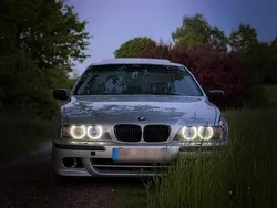 Silber Gebraucht 1999 BMW 520 Limousine | 2.250 € (Etwas zu teuer)