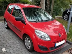Rot Gebraucht 2010 Renault Twingo Kleinwagen | 2.600 € (Fairer Preis)