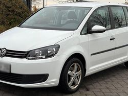 Weiß Gebraucht 2015 VW Touran Van / Kleinbus | 9.300 € (Superpreis)