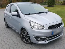 Silber Gebraucht 2017 Mitsubishi Space Star Edition Kleinwagen | 8.250 € (Etwas zu teuer)
