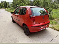 Rot Gebraucht 2004 Fiat Punto Kleinwagen | 450 € (Guter Preis)