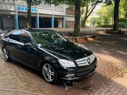 Schwarz Gebraucht 2010 Mercedes C300 Limousine | 10.500 € (Etwas zu teuer)