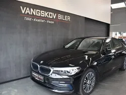 Schwarz Gebraucht 2019 BMW 530e Sport Line Limousine | 30.500 € (Teuer)