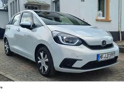 Weiß Gebraucht 2021 Honda Jazz Elegance Plus Kleinwagen | 19.990 € (Etwas zu teuer)